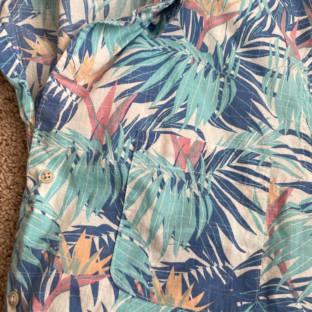 IZOD Saltwater Relaxed Classics Button Up Shirt Size XL - Picture 4 of 4